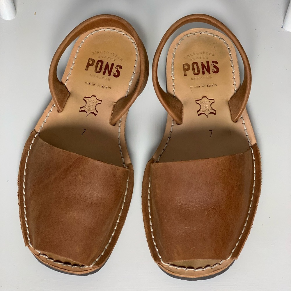 Pons size 7 leather slingback sandals